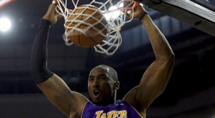 коби води гласуването мача звездите нба