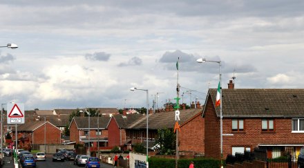 трети ден улични сблъсъци северна ирландия