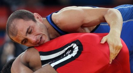 десет българи борят титли бундеслигата