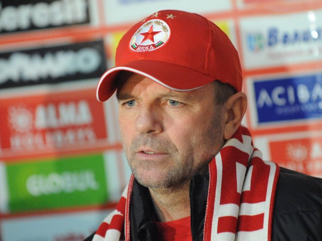 Титан изхвърли Стойчо Младенов (Обновена)