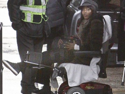 Черната перла Наоми ограбена и ранена в Париж