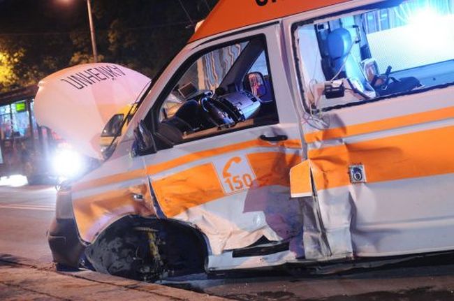 Линейка катастрофира на път за Доспат