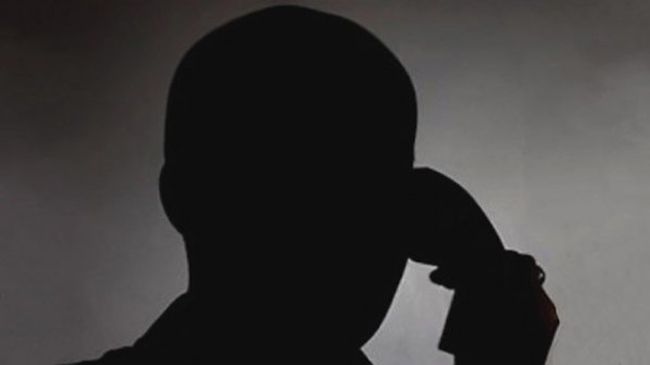 19-годишна се хвана на телефонни измамници