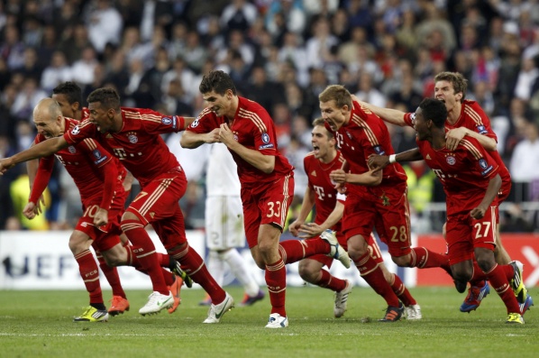 Байерн (Мюнхен) взе централен защитник