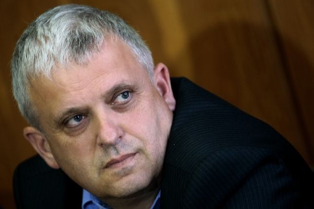 Бивш кмет прострелян в главата 