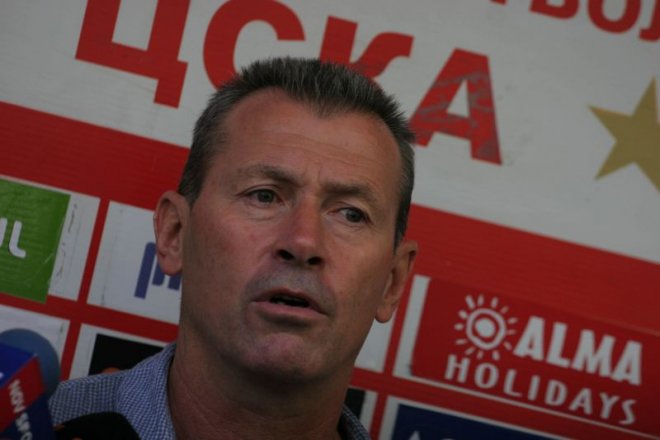 От Литекс нападнаха Майкъла