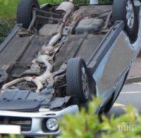 Кола се озова в канавката край село Кьосевци