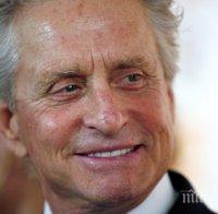 Почина майката на Майкъл Дъглас
