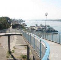 Осиновители пазят крайбрежната алея в Русе