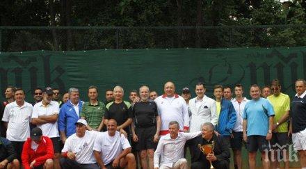 вижте снимки грандиозното шоу пик мастърс обновена