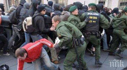 около 200 демонстранти арестувани хага