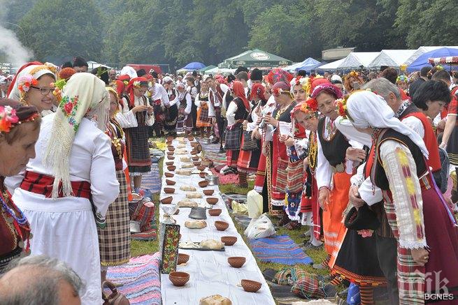 Три рекорда на Гинес искат да преборят със събора Лудогорие