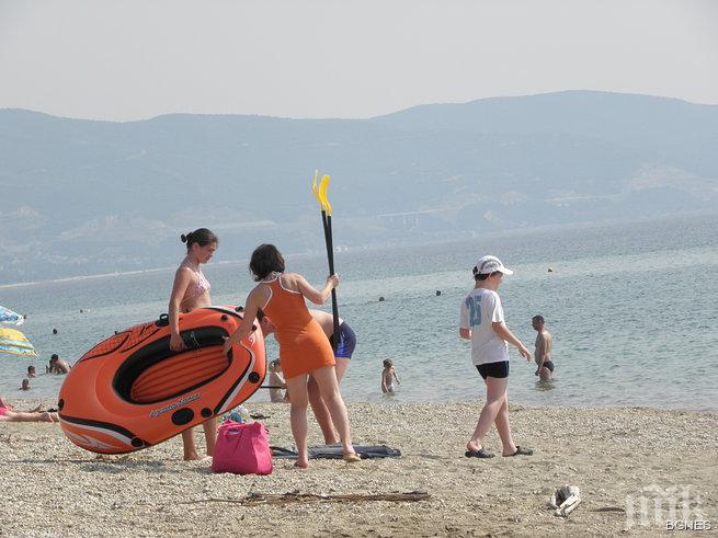 Гърци от Керамоти: Кризата е в Атина