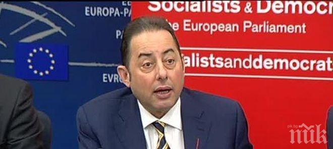 Лидерът на социалистите в Европарламента поиска старт на нови преговори с Гърция