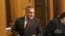 Слави Бинев: Очакванията на много икономисти са Гърция да фалира