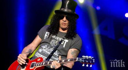 слаш падал момиченцето екзорсистът