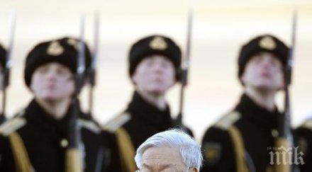 обама чака генералния секретар виетнамската компартия