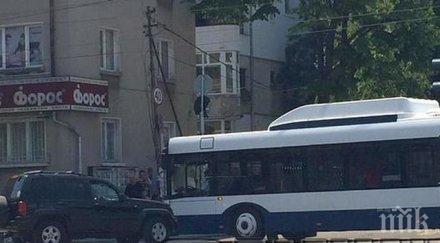 джип заби автобус градския транспорт бургас