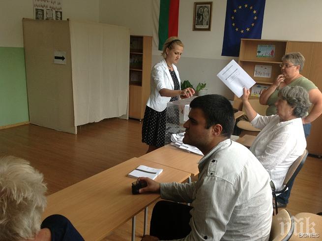 Предизборното надприказване в Кърджали започна