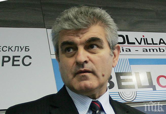  Ген. Александър Александров: За МиГ-овете или някой е заблудил министър Ненчев, или той лъже