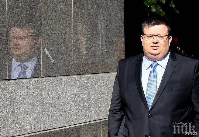 Цацаров: До края на юли ще има отново обвинителен акт срещу Бисеров