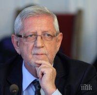 Вазов: Новият УС на БНБ да направи сериозен анализ 3 г. назад