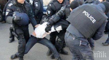 протест полицейското насилие вечер