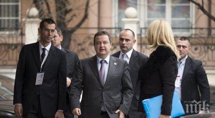 ивица дачич бесен камъкът вучич атака цяла сърбия