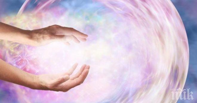 Японски лечител възстановява зрението с чи енергия (видео)