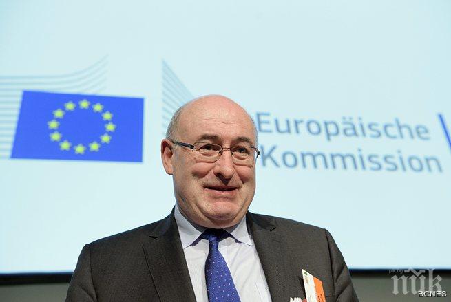 Земеделският еврокомисар Фил Хоган с наситена програма в София