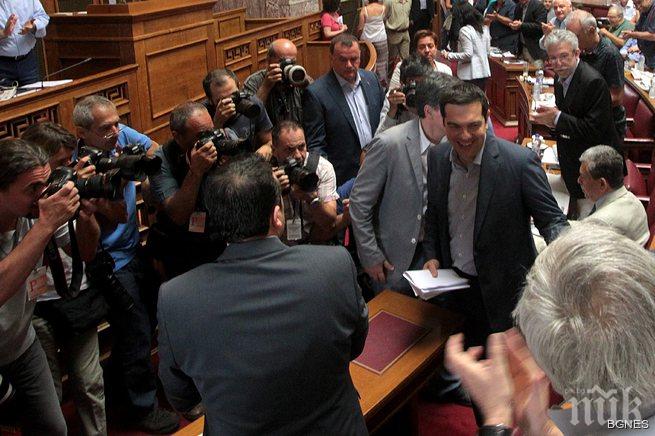 Билд: Ципрас планира промяна в коалицията 