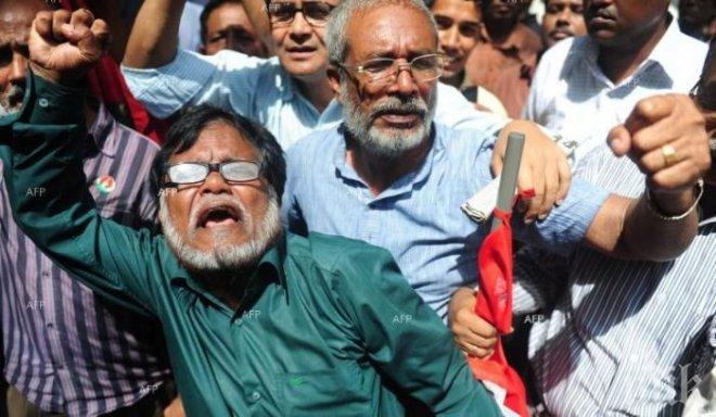 17 души загинаха по време на блъсканица за раздаване на благотворителност в Бангладеш 