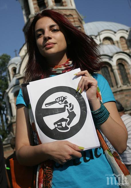 ПИК TV: Протестиращи: Качество, а не количество в МВР