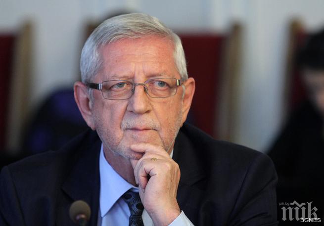 Вазов: Новият УС на БНБ да направи сериозен анализ 3 г. назад