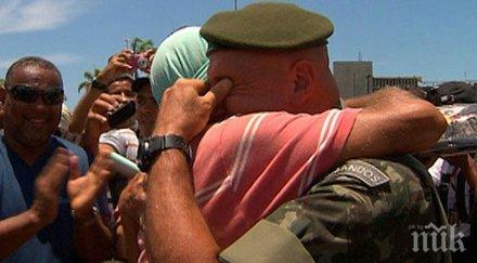 фотоистории възстановят вярата човечността