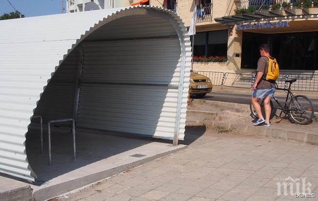 Изграждат модерни велопаркинги за 240 колела във Варна 