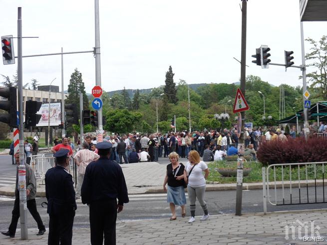 ГЕРБ подкрепя БСП за референдум в Кърджали