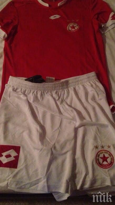 ПЪРВО в ПИК! Вижте новите екипи на ЦСКА!