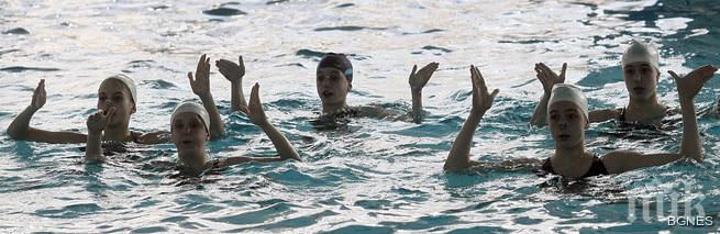 Варненки окупираха призовата тройка в синхронното плуване