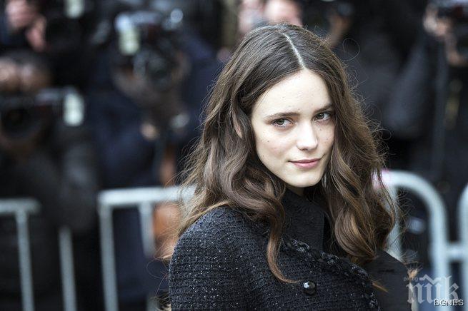 Миу Миу пусна първия си парфюм