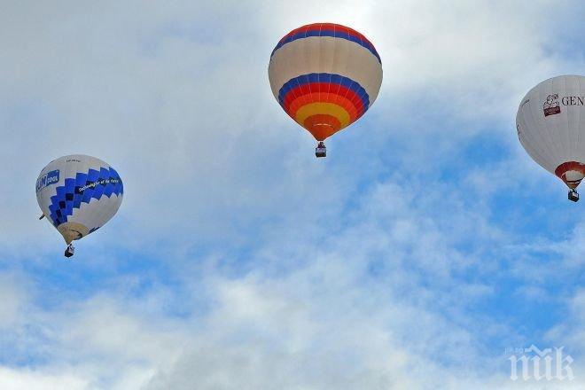 Туристически балон падна в Испания, има загинал
