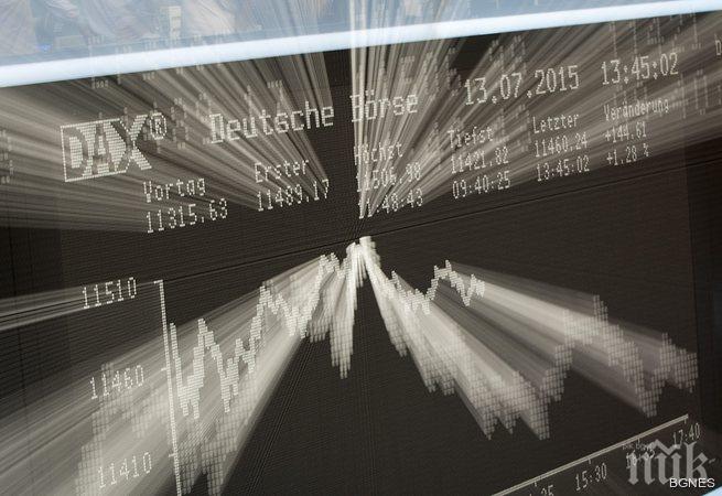 Еврогрупата не е постигнала решение за краткосрочно гръцко финансиране