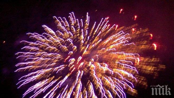 15 души са загинали при експлозия в нелегална фабрика за фойерверки в Китай