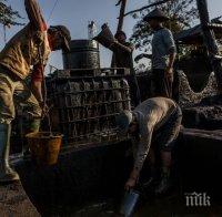 Девет души са загинали при срутване в мина на Филипините