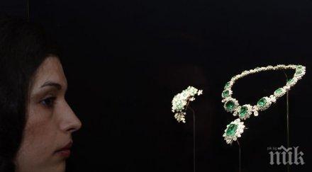 шанел представи новата колекция бижута