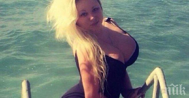 Тя е 22-годишна, но вече е забелязана не само заради политическите си речи (снимки)