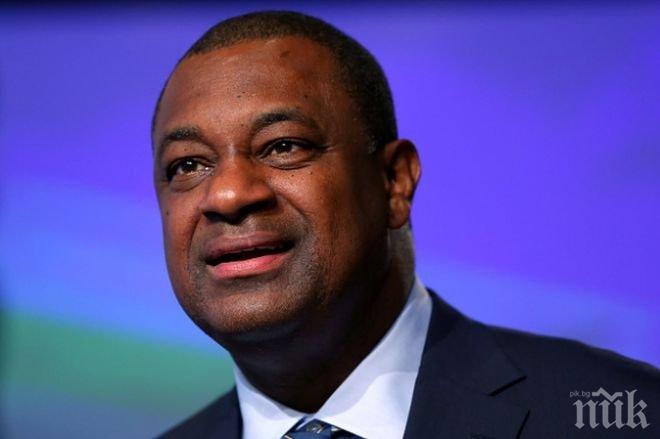 Бившият вицепрезидент на ФИФА Джефри Уеб е бил екстрадиран в САЩ