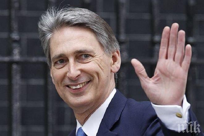 Хамънд ще посети Израел за обсъждане на иранската ядрена програма
