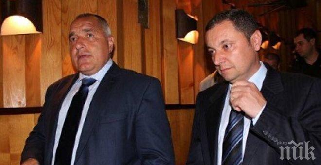 Съветникът на премиера Яне Янев скандално пред ПИК и Ретро: Радан Кънев рекетира ГЕРБ! 
