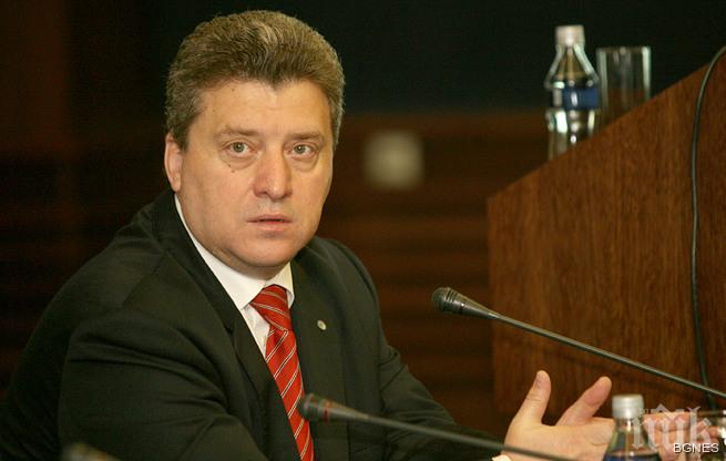 Президентът на Македония изпраща армията, за да спре наплива на имигранти